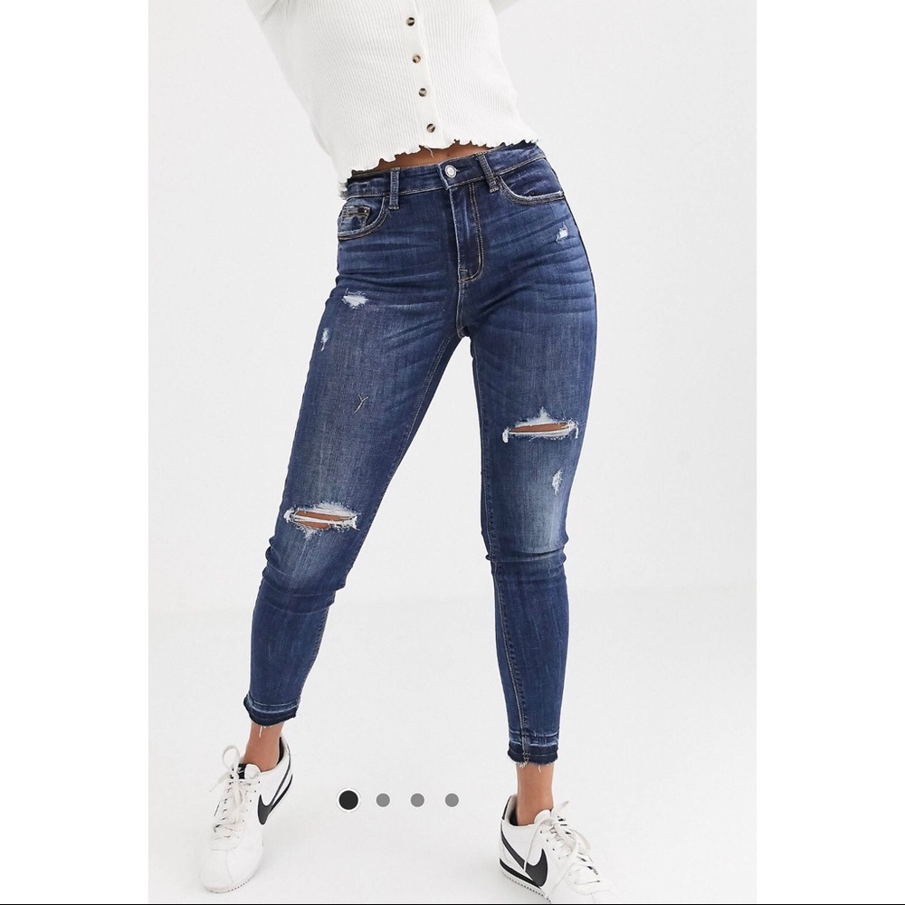 NWT Stradivarius skinny jeans